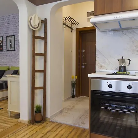 Theater Apt In The Heart Of Sofia