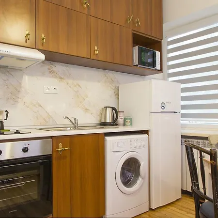 Theater Apt In The Heart Of
