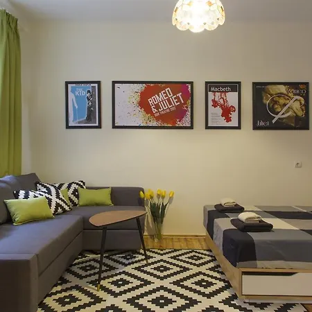 Theater Apt In The Heart Of Sofia